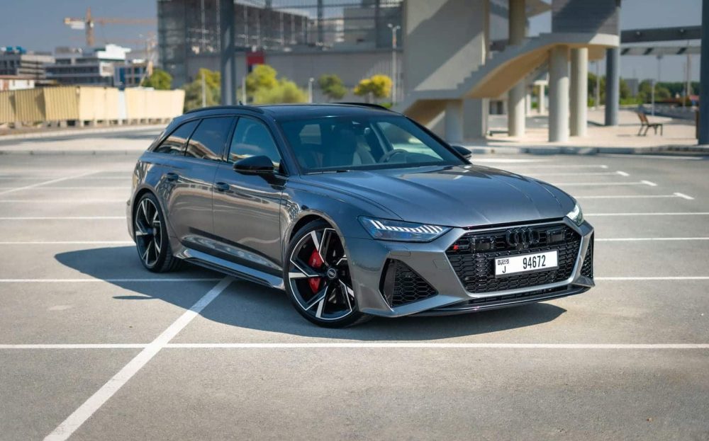 השכרת אאודי Audi RS6 Grey 2022 בדובאי