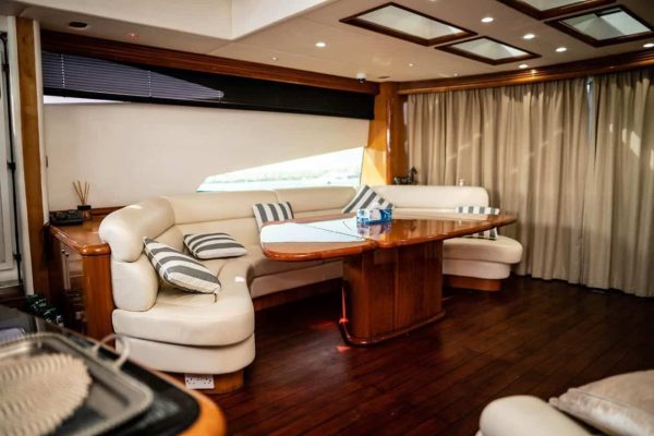 UD30-Yacht-3 UD30-Yacht-3